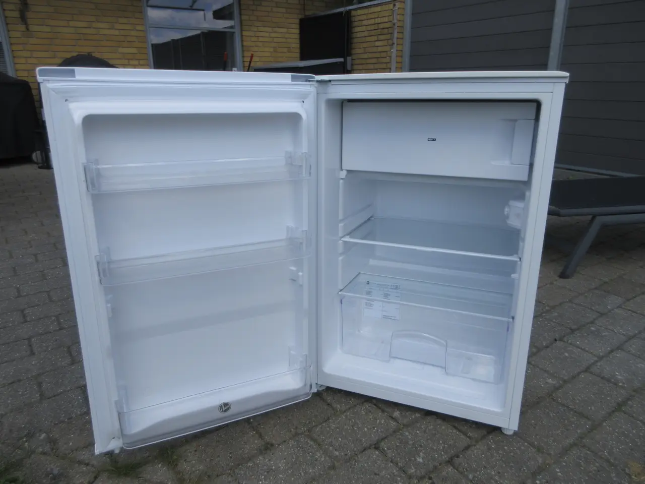 Billede 2 - Hoover Køleskab med frostbox sælges