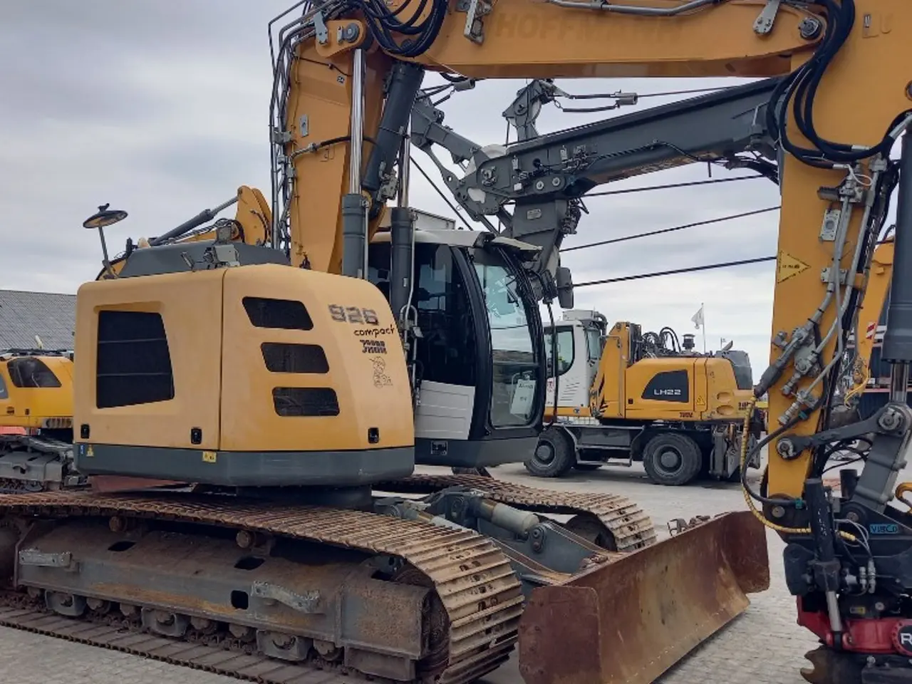 Billede 4 - Liebherr R926 Short tail