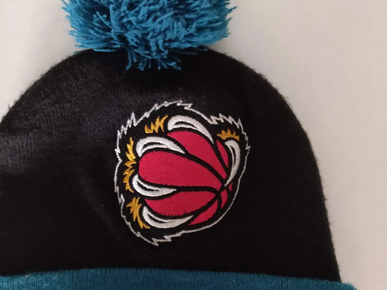 Billede 3 - Mitchell & Ness Vancouver Grizzlies knit beanie