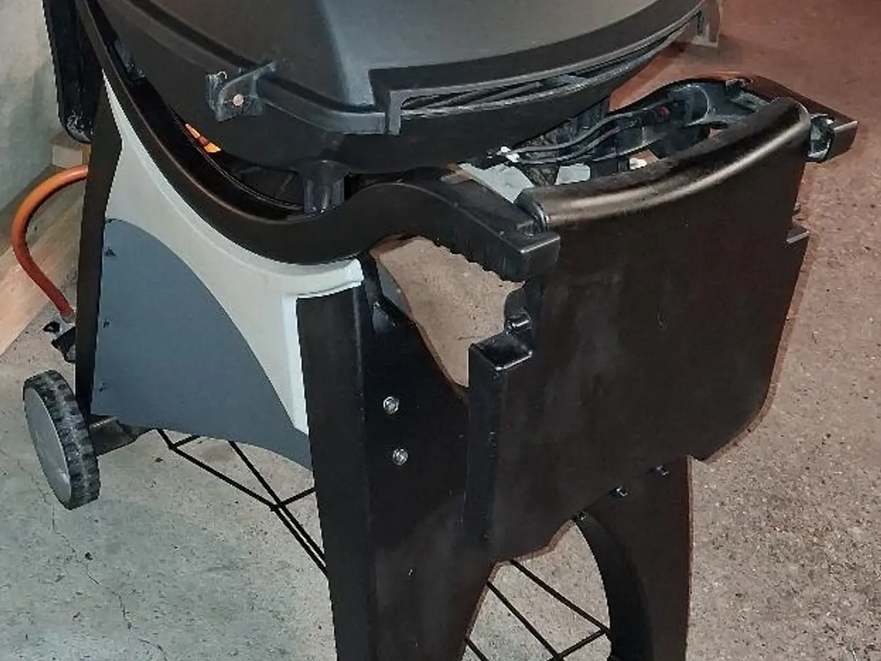 Billede 2 - Weber Q300 gasgrill.