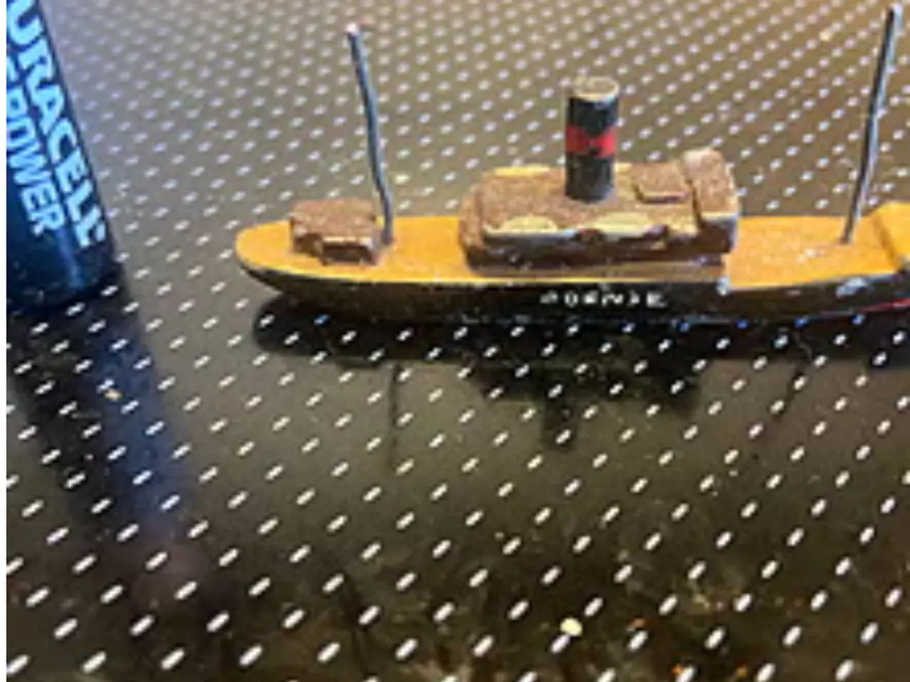 Billede 1 - Model af skibet Odense.