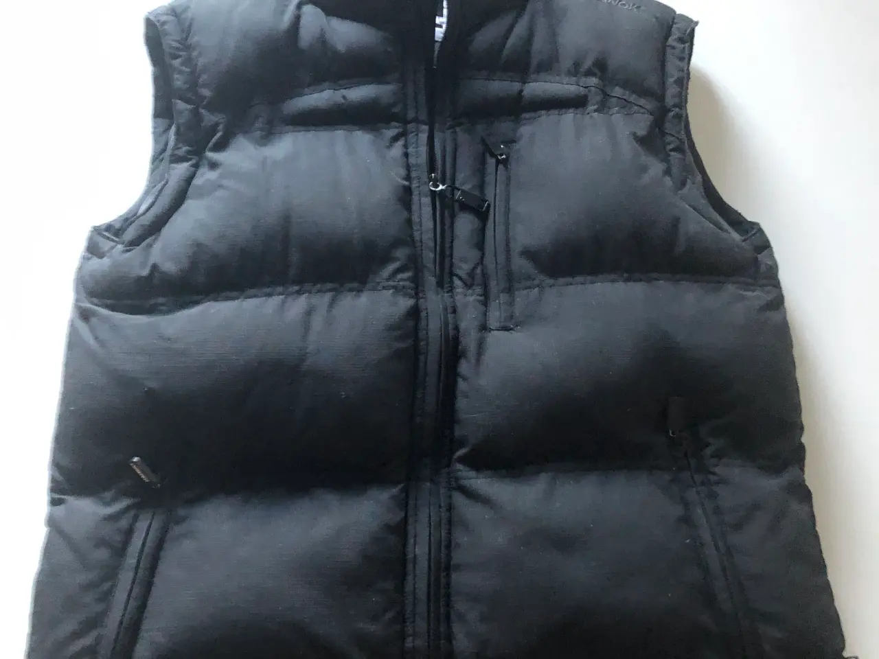 Billede 1 - Varm Flot sort vest str M 