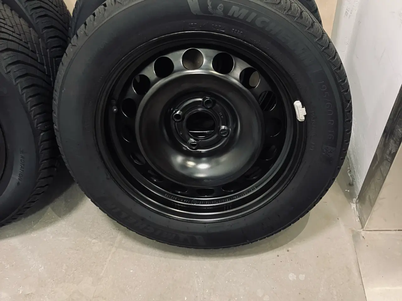 Billede 9 - 4 stk. Michelin Alpin vinterhjul  – 195/60 R16 (Fr