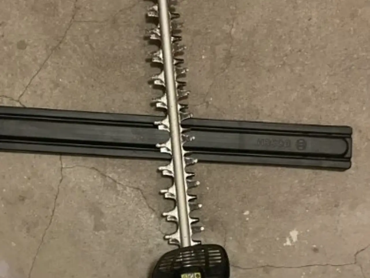 Billede 3 - Bosch AdvancedHedgeCut 65 hækkeklipper med 500W