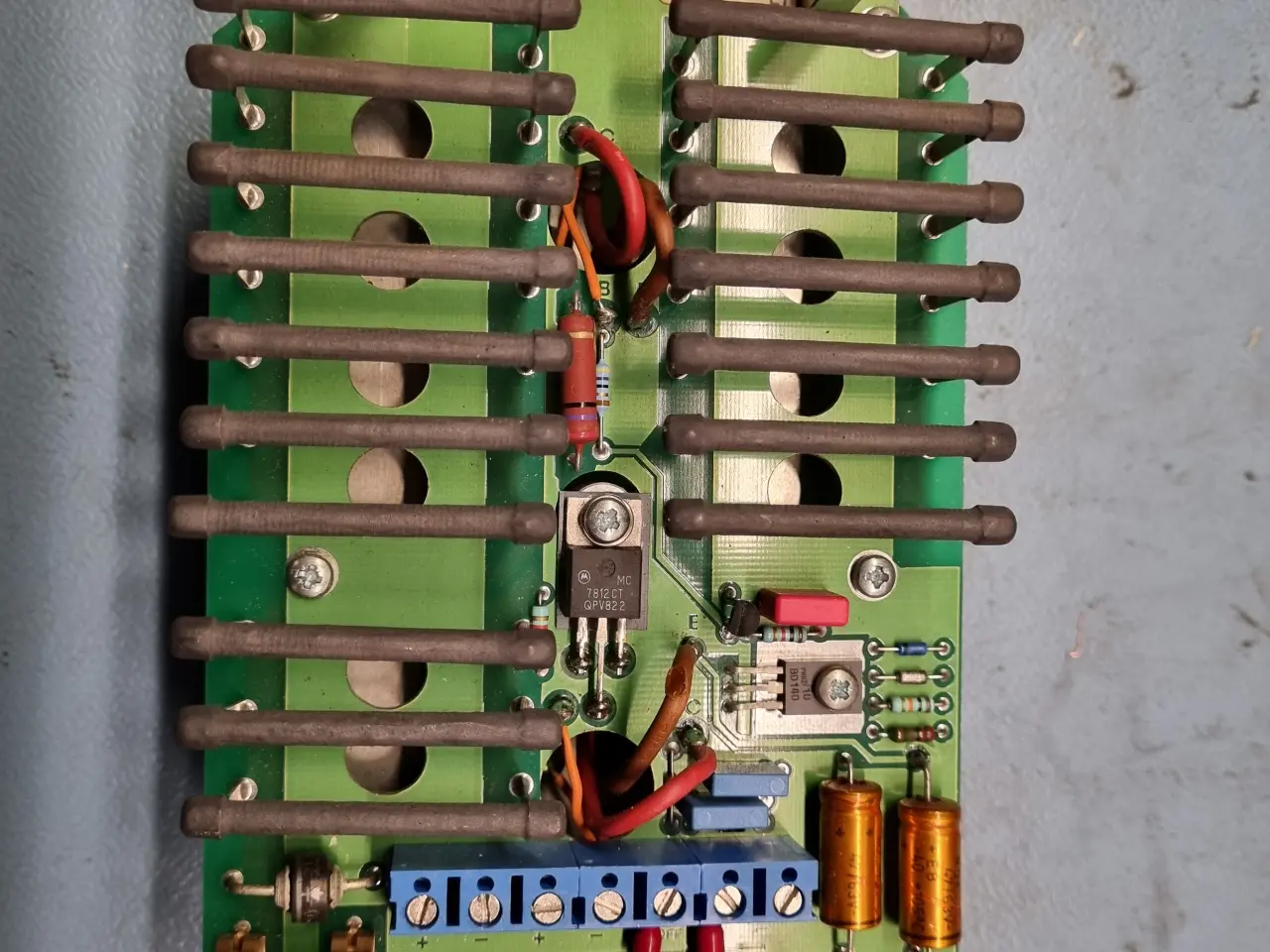 Billede 3 - Sailor 24V DC Power Supply N420
