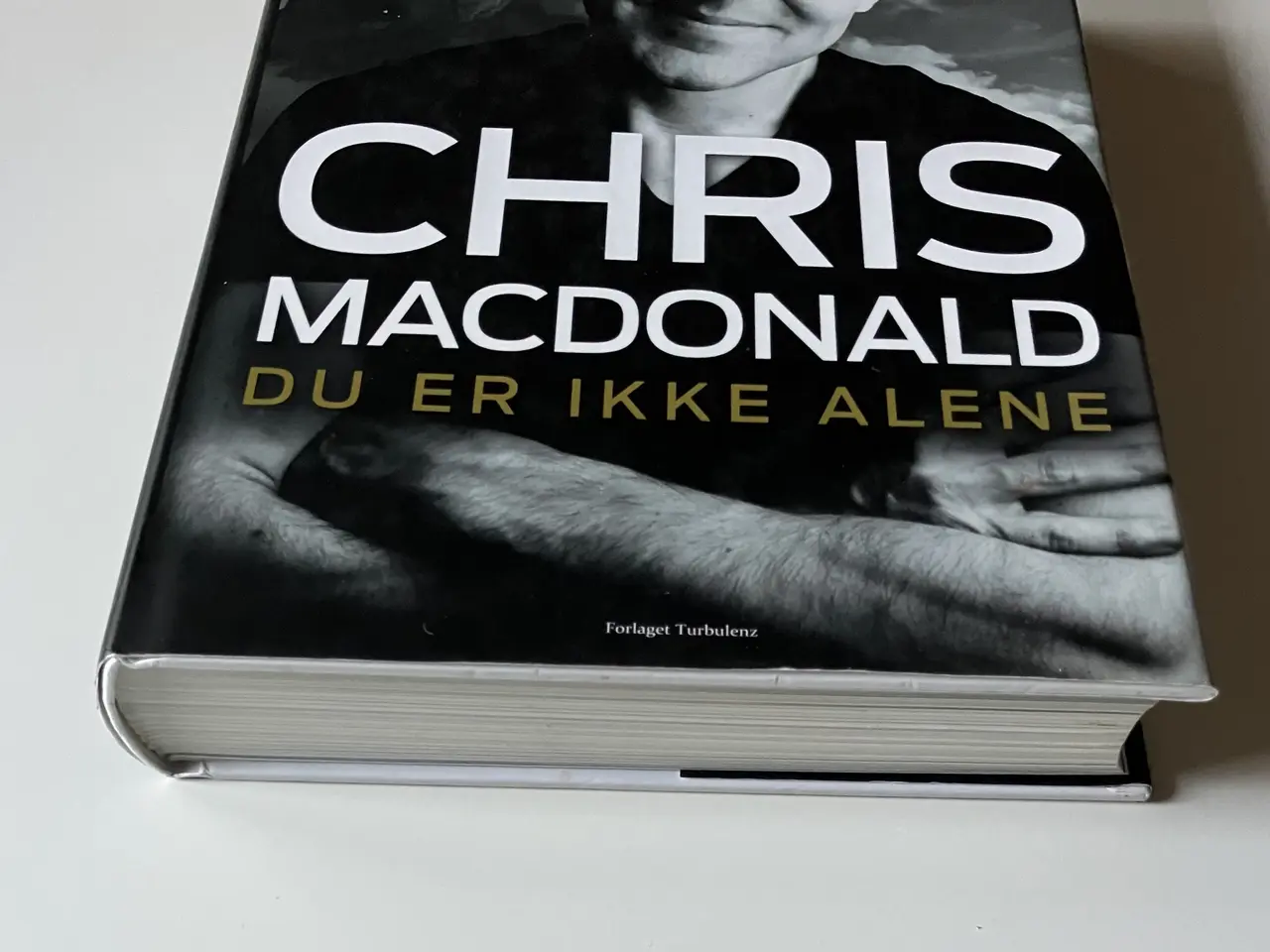 Billede 7 - Du er ikke alene. Af Chris MacDonald
