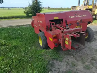 New Holland 377
