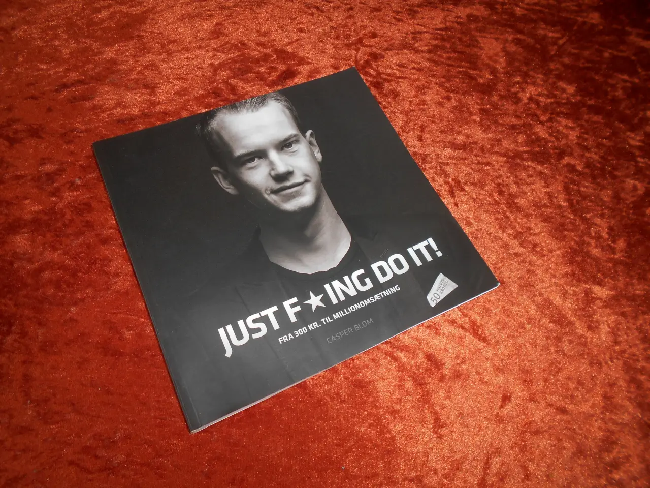 Billede 1 - Just f*ing do it - signerede eksemplar,