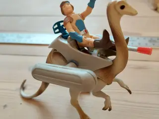 Dino-Riders - Struthiomimus med drengen Nimbus