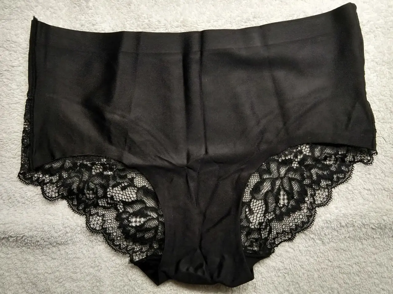 Billede 1 - Sød trusse med blonde bag