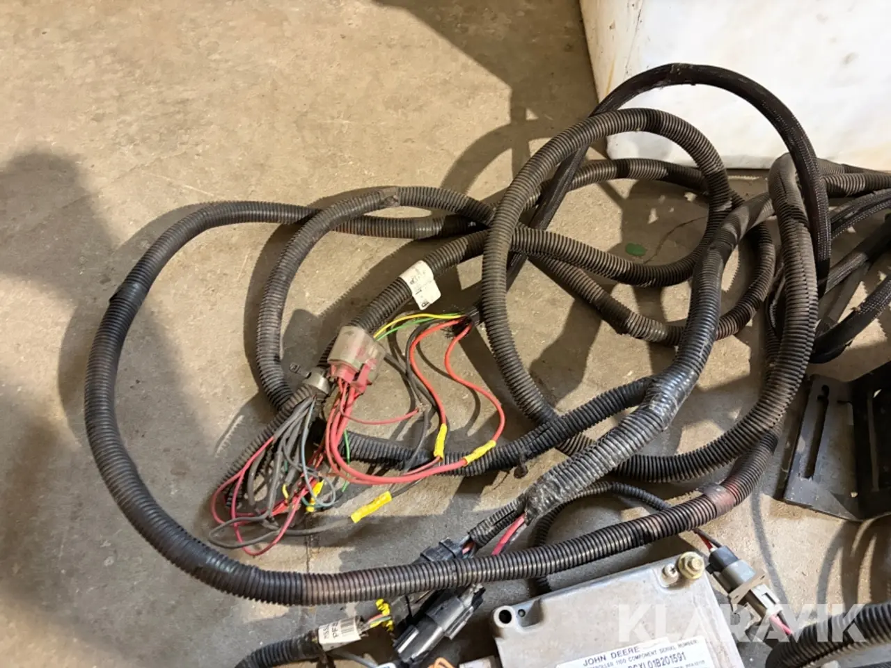 Billede 3 - Aktiv Redskabsstyring John Deere Application Controller 1100 med ventilblok