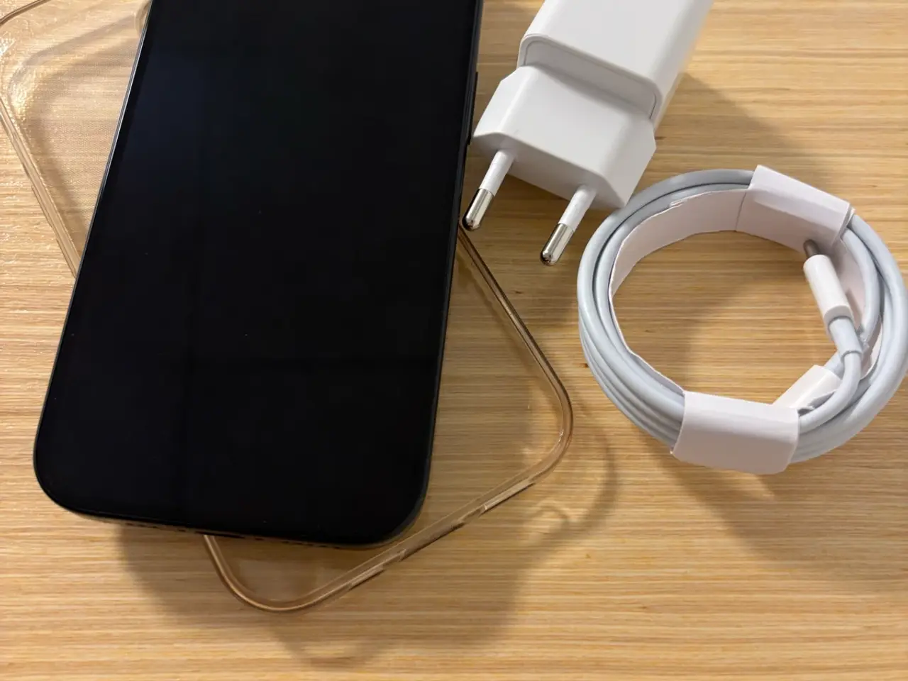 Billede 1 - Meget velholdt iphone 15 128gb
