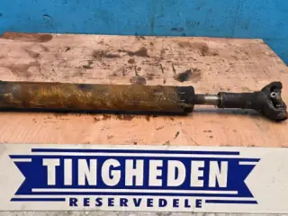 New Holland LB110 Drivaksel 85827423