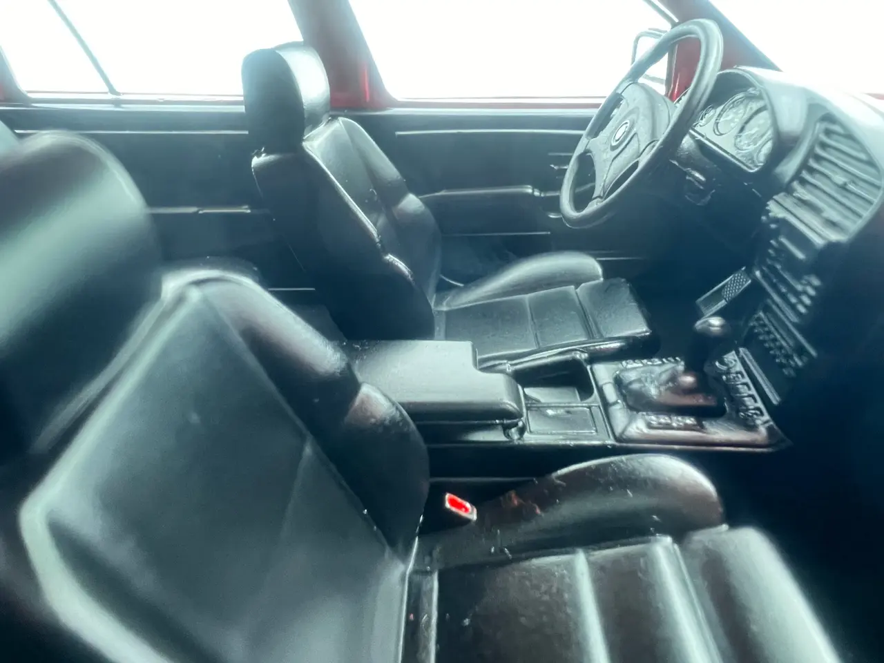 Billede 6 - 1995 BMW 320i Touring E36 1:18 Flot og detaljeret