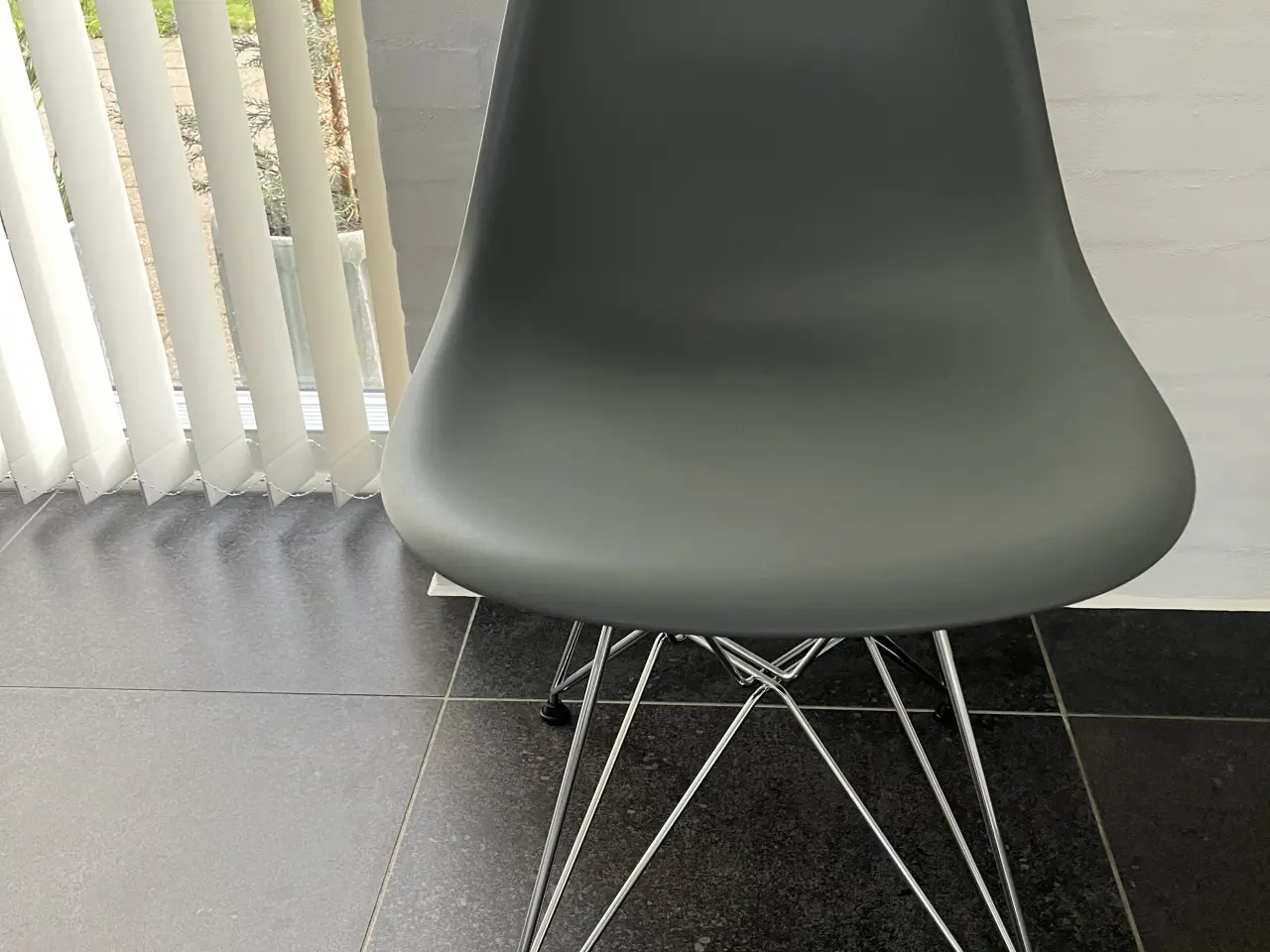 Billede 2 - NEDSAT !!! Eames DSR spisebordsstole