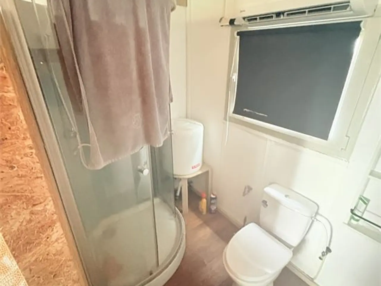 Billede 5 - ABC Mandskabscontainer - Bad og toilet / Shower and toilet