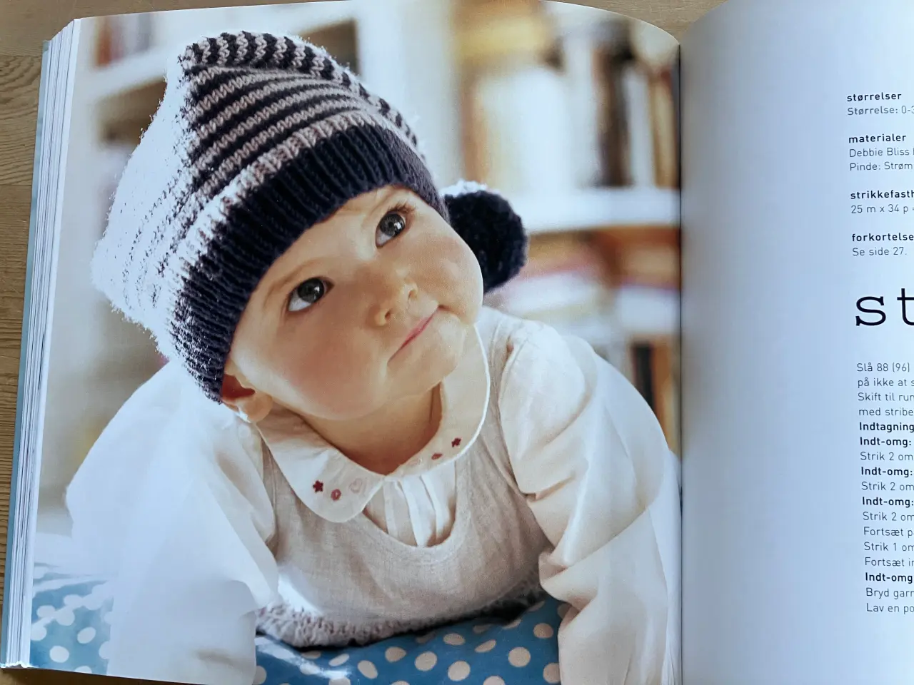 Billede 17 - Bogen Babystrik, af Debbie Bliss