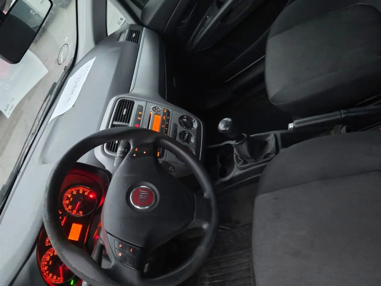 Billede 3 - Fiat Punto 1.3 Pop – 2012 – Økonomisk og driftssik