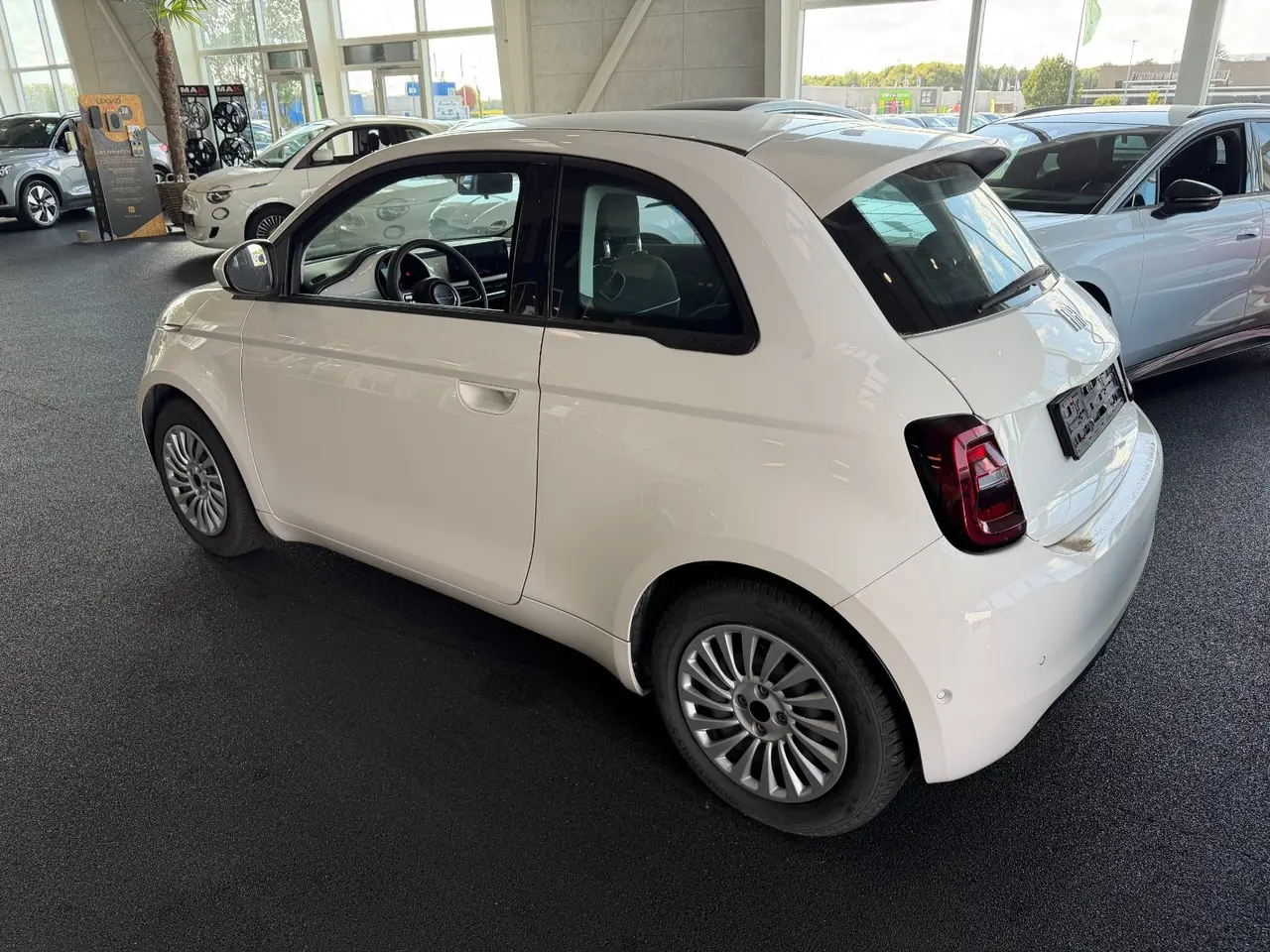 Billede 4 - Fiat 500e 42 Icon Pack