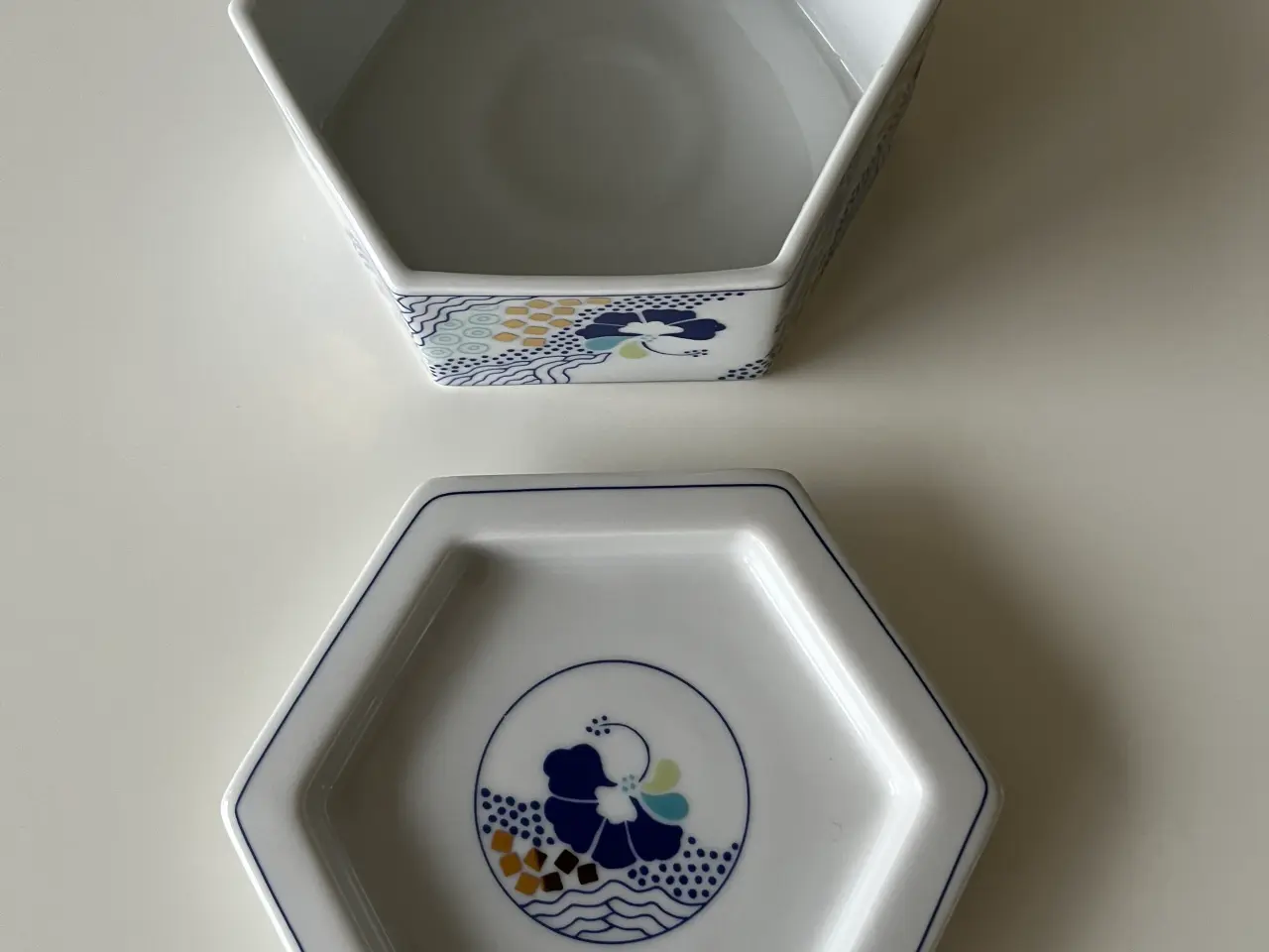 Billede 3 - Bing og Grøndahl, Porcelæn, Skål og fyrfadsstager