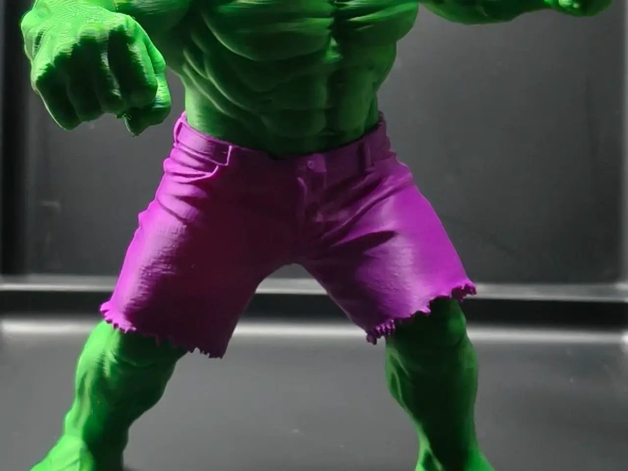 Billede 1 - Hulk figur – delvist håndmalet – Marvel Avengers
