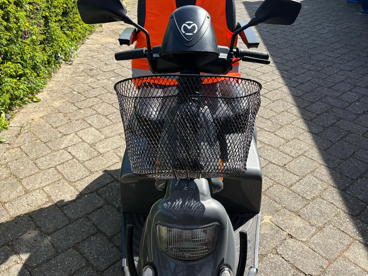 Billede 2 - MEDEMA Mini Crosser 3 el-scooter grå