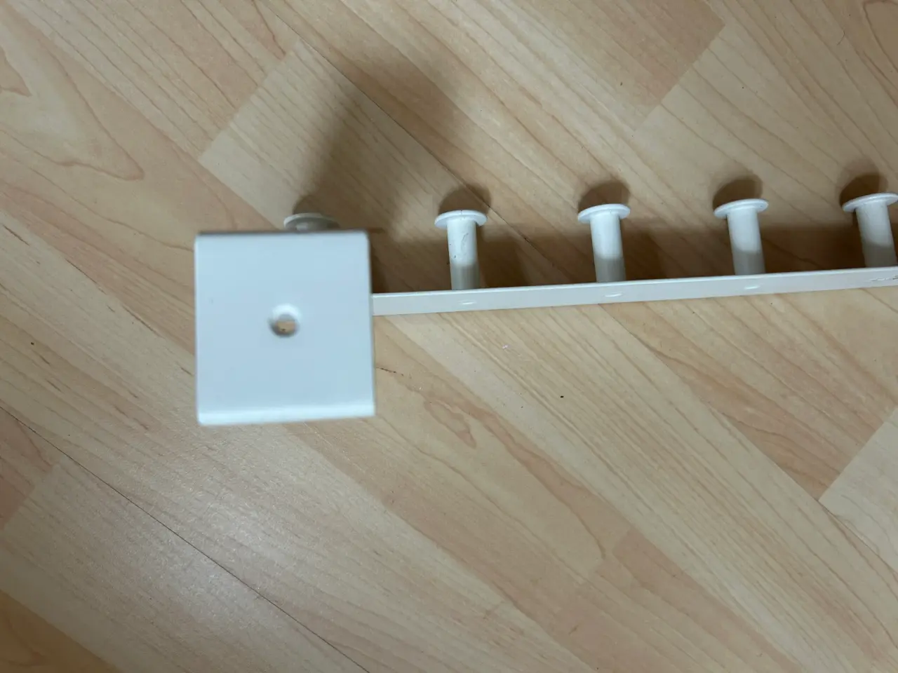 Billede 3 - Knagerække