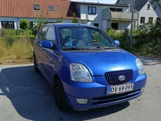 Billig Bil med syn til næste år!