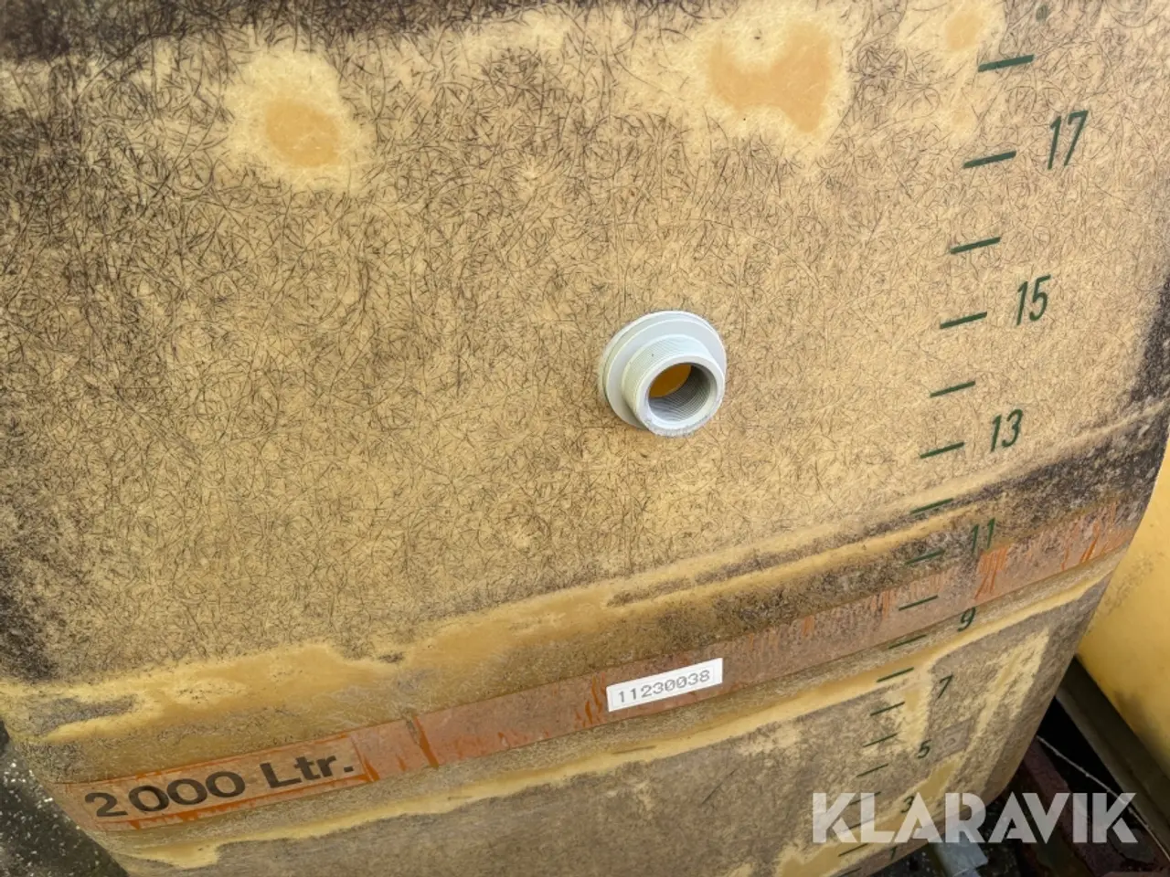 Billede 9 - Vandtank 2000L