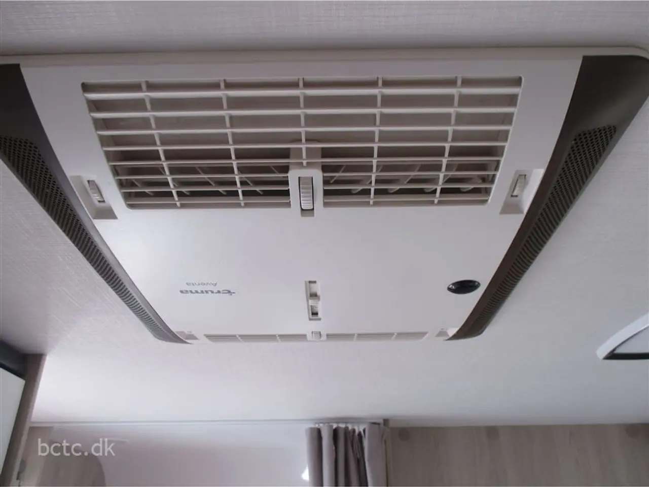 Billede 6 - 2020 - Caravelair ALBA 426 DK Line Family