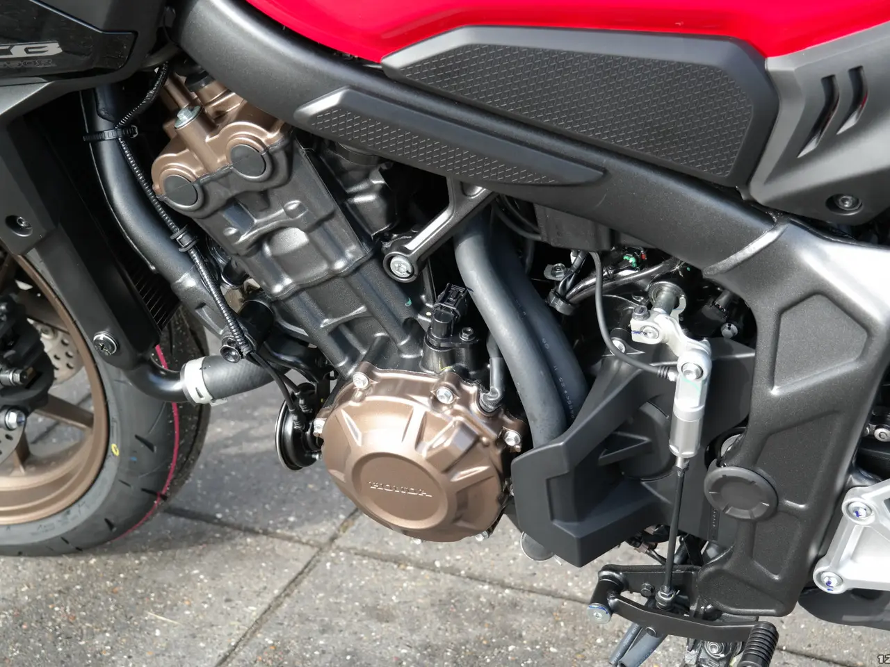 Billede 24 - Honda CB 650 R E-Clutch MC-SYD BYTTER GERNE