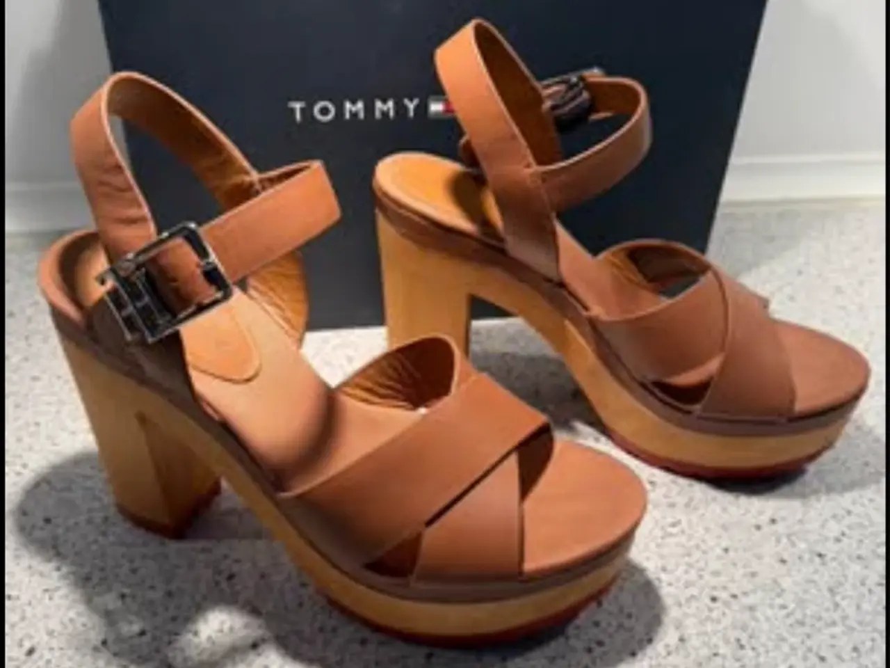 Billede 1 - Tommy Hilfiger Sandal. NYE