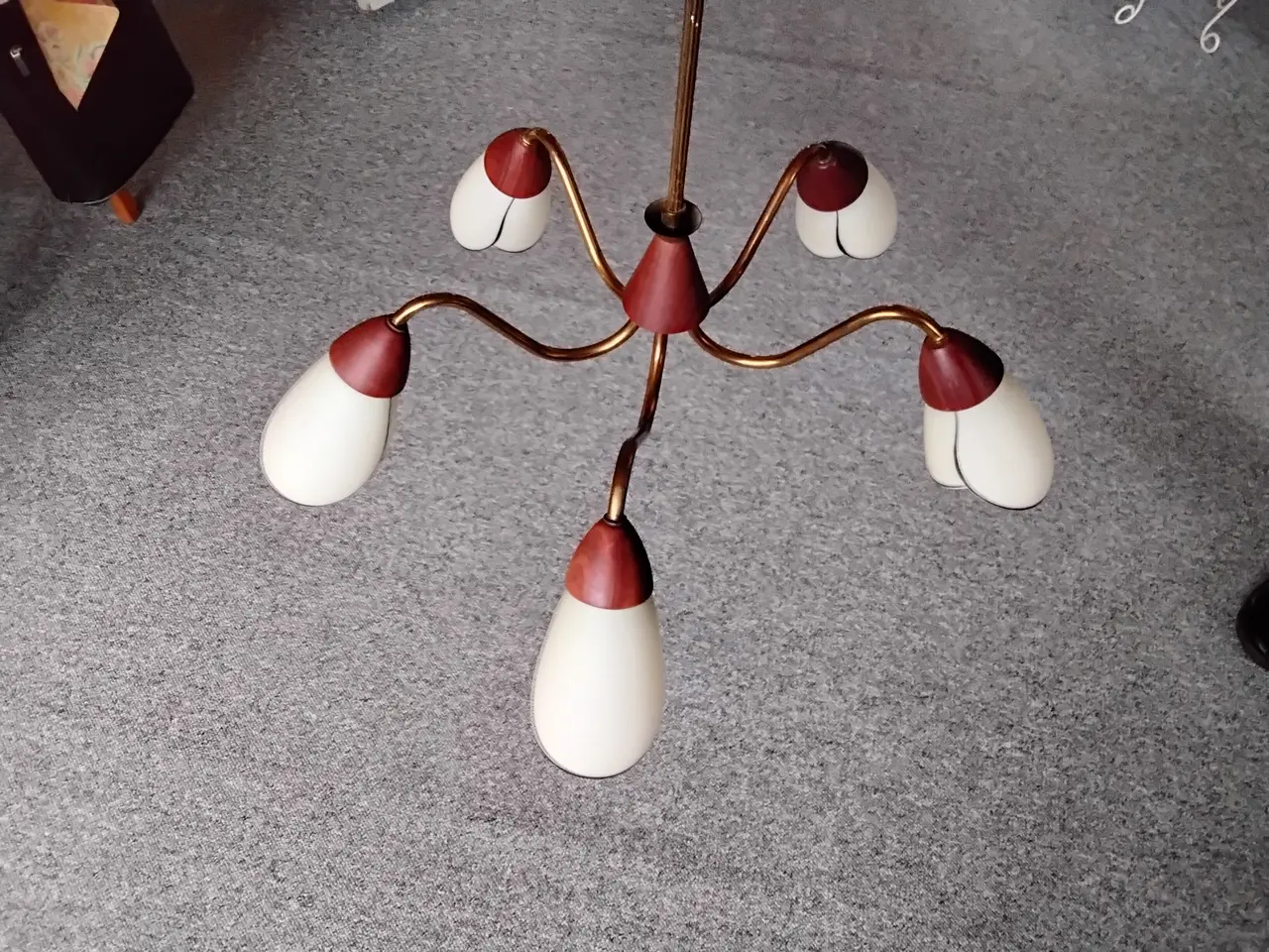Billede 4 - Retro 5-armet lysekrone med teaktræ og messing 