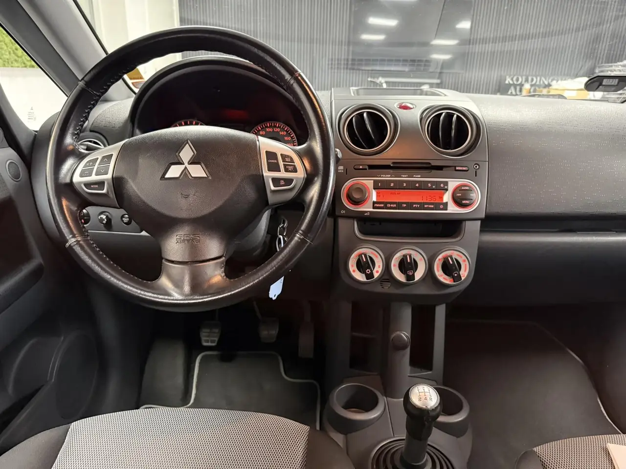 Billede 11 - Mitsubishi Colt 1,3 ClearT Elegance CP 95HK 5d