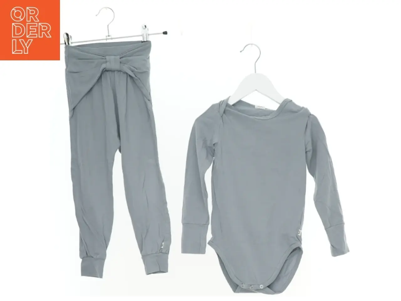 Billede 1 - Sæt (2 stk.) (str. 98 cm)