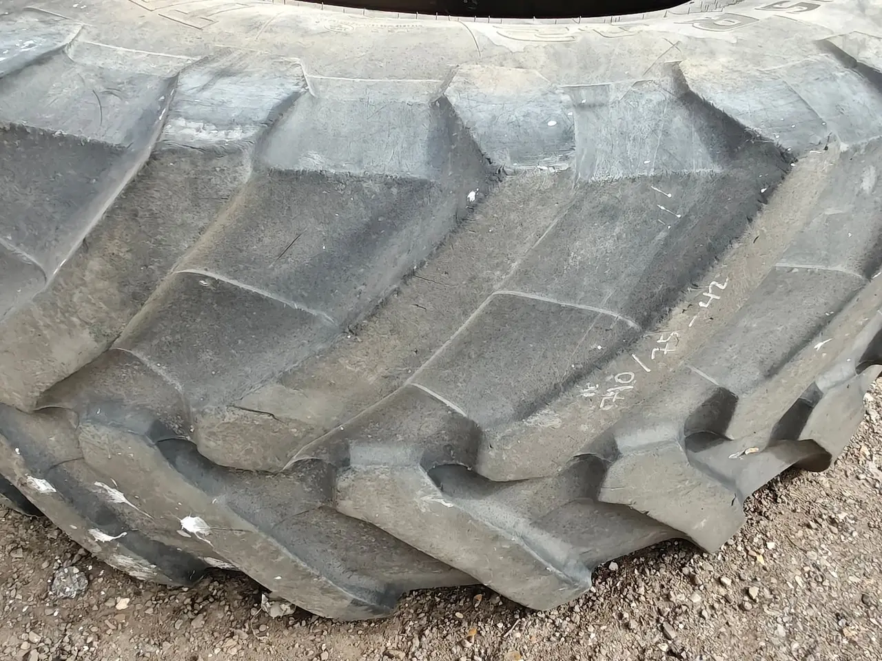 Billede 5 - Trelleborg 710/75R42 XXX