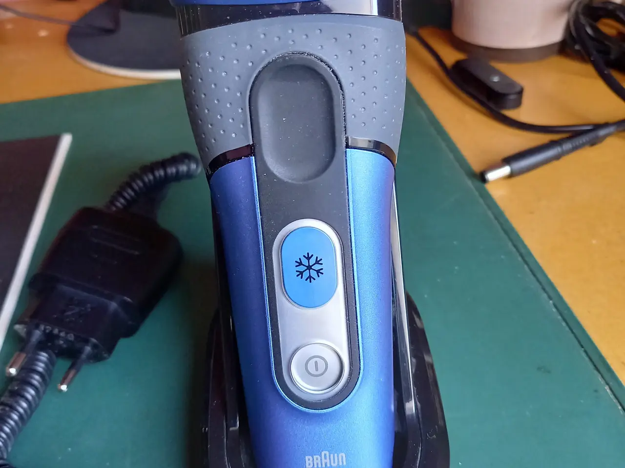 Billede 2 - Flot Braun Barber maskine i itui
