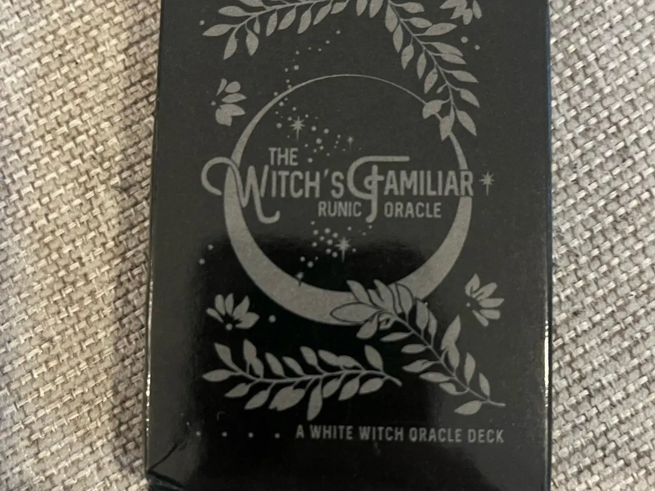 Billede 1 - The Witch's Familiar Runic Oracle, tarot / kortspil