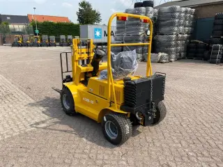 - - - eurotrac  Agri 10