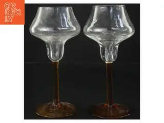 Glas med brun fod (str. 2 stk Ø 6 cm længde 21 cm)