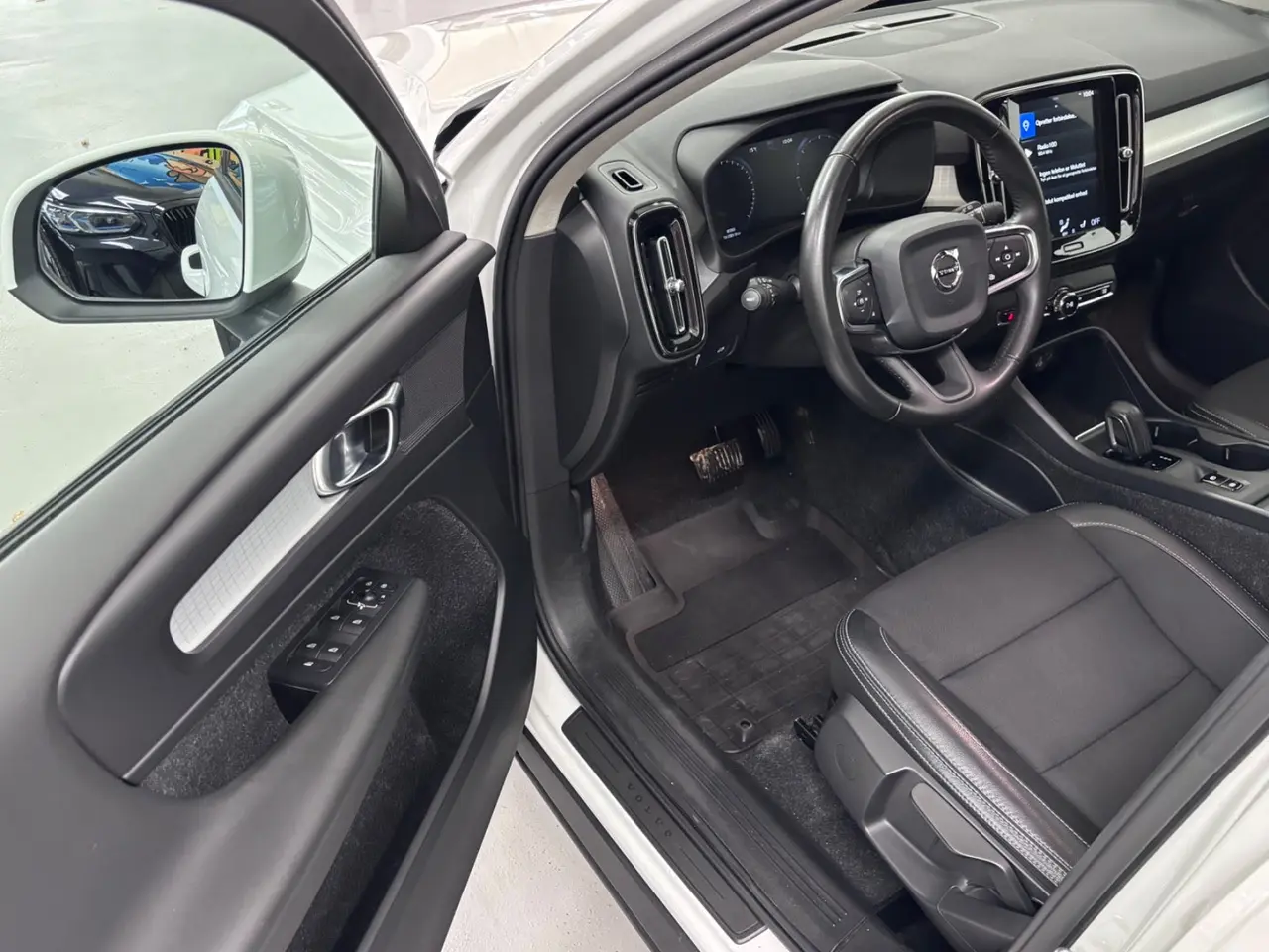 Billede 5 - Volvo XC40 2,0 D3 150 Momentum aut.