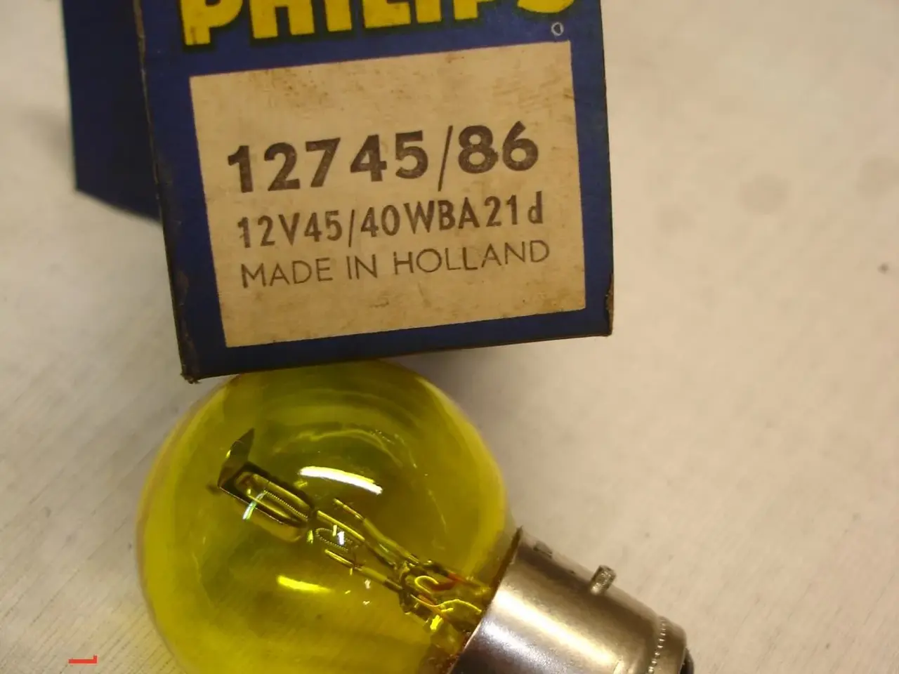 Billede 15 - Pærer 6 og 12 Volt.