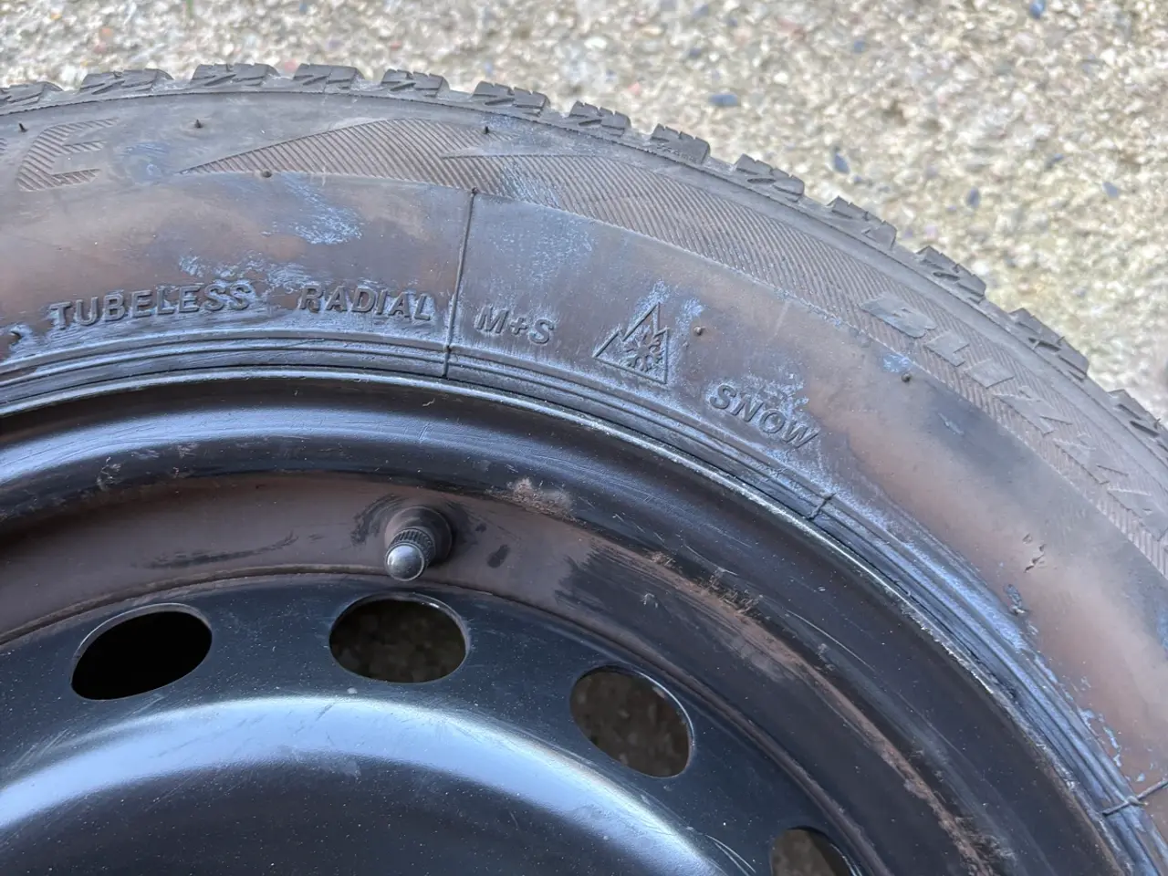 Billede 3 - Bridgestone Blizzard vinterdæk. 14’’
