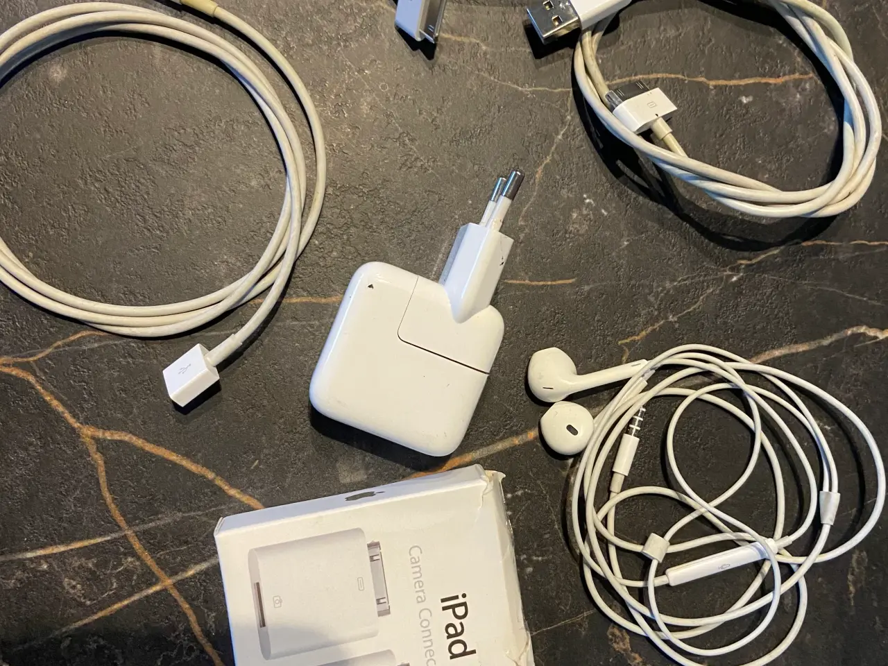 Billede 1 - Tilbehør Iphone + ladere