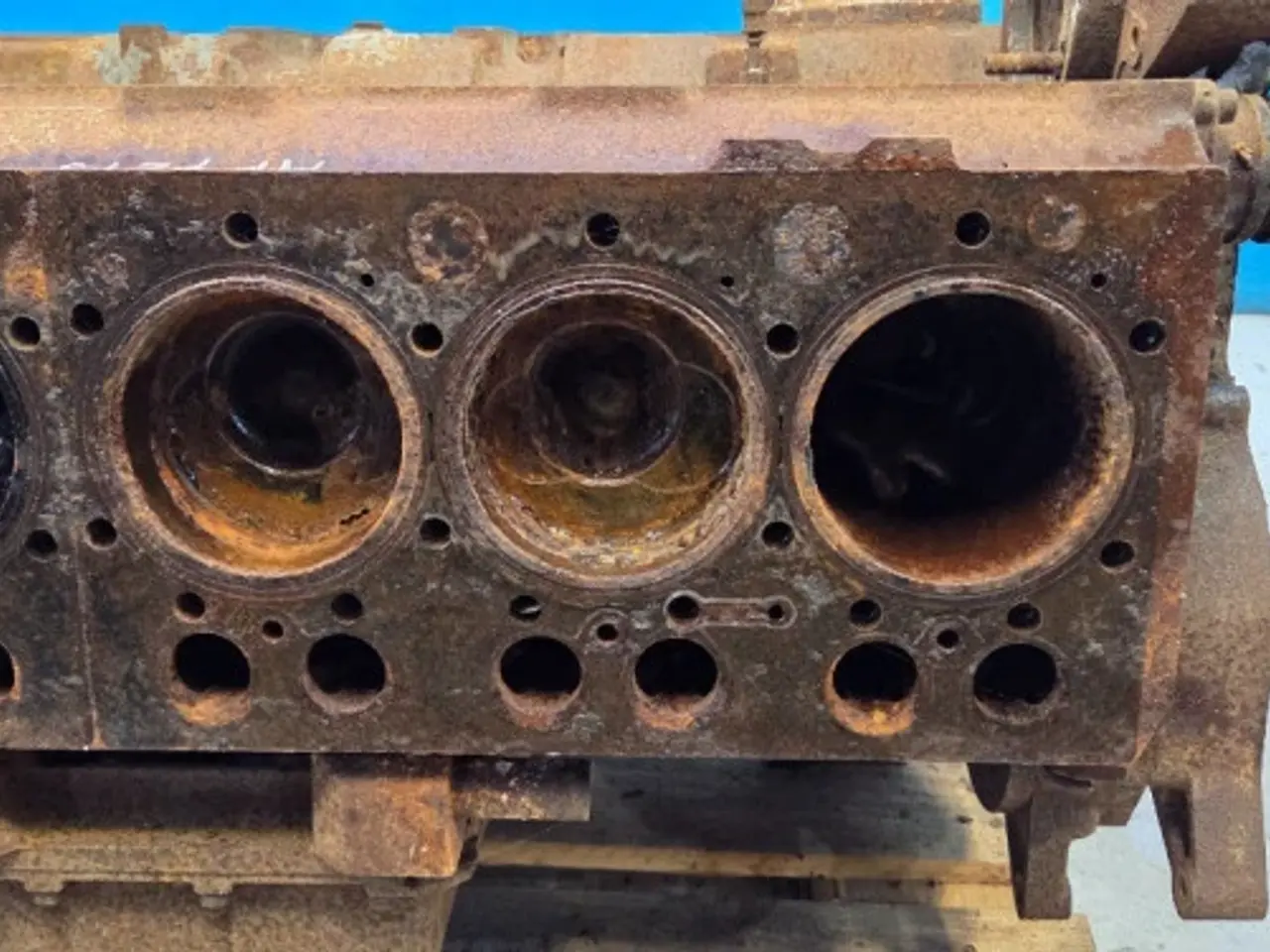 Billede 4 - SisuDiesel 645 DSBAEL Motor