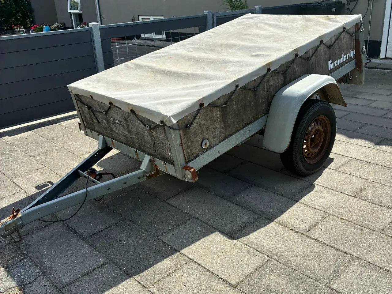 Billede 2 - Uden plader, med presenning, bud modtages 