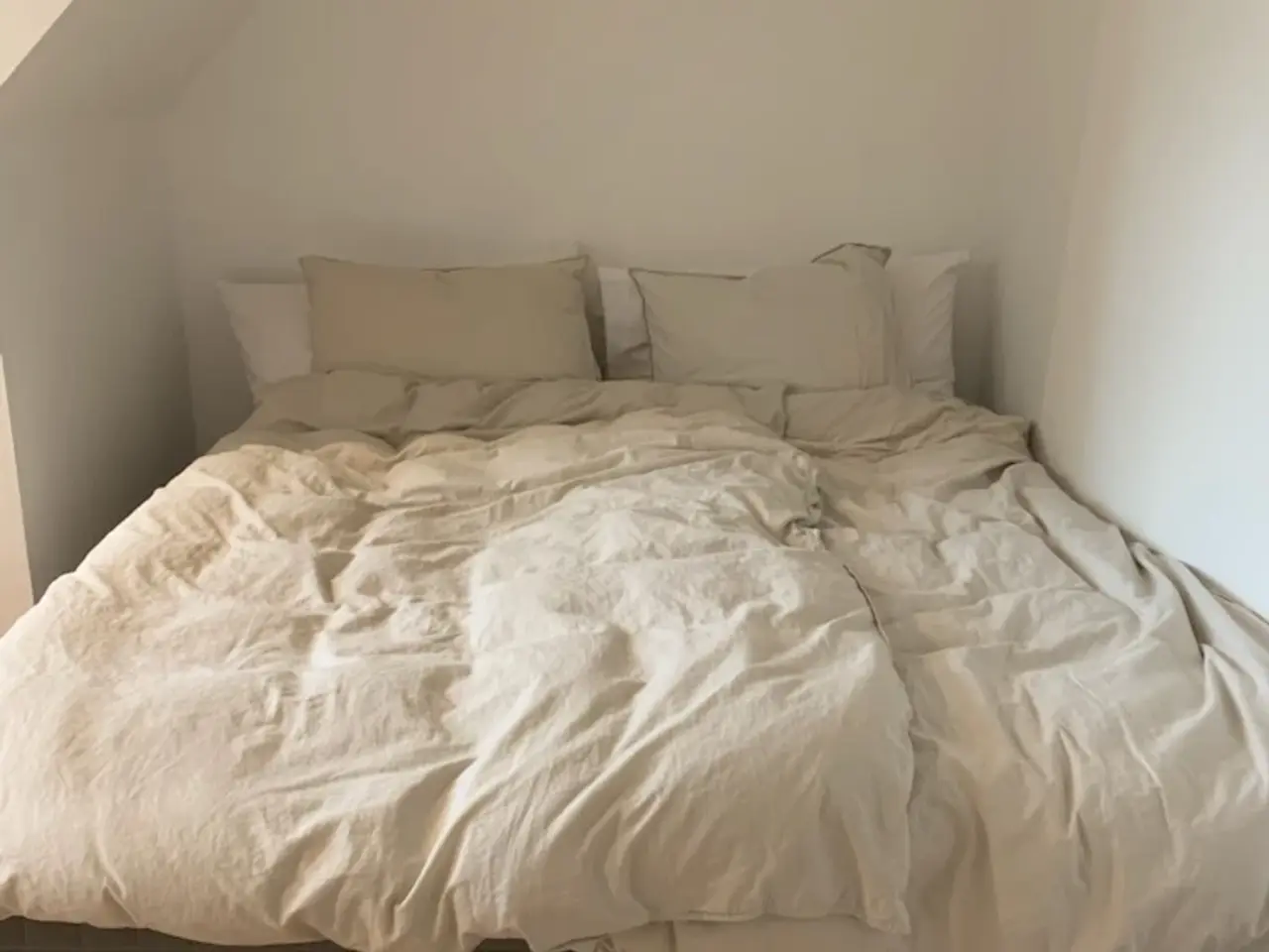 Billede 5 - IKEA SKOTTERUD boxmadras 2 stk 90x200 m. topmadras