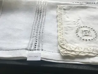 Forsk. Servietter m broderi