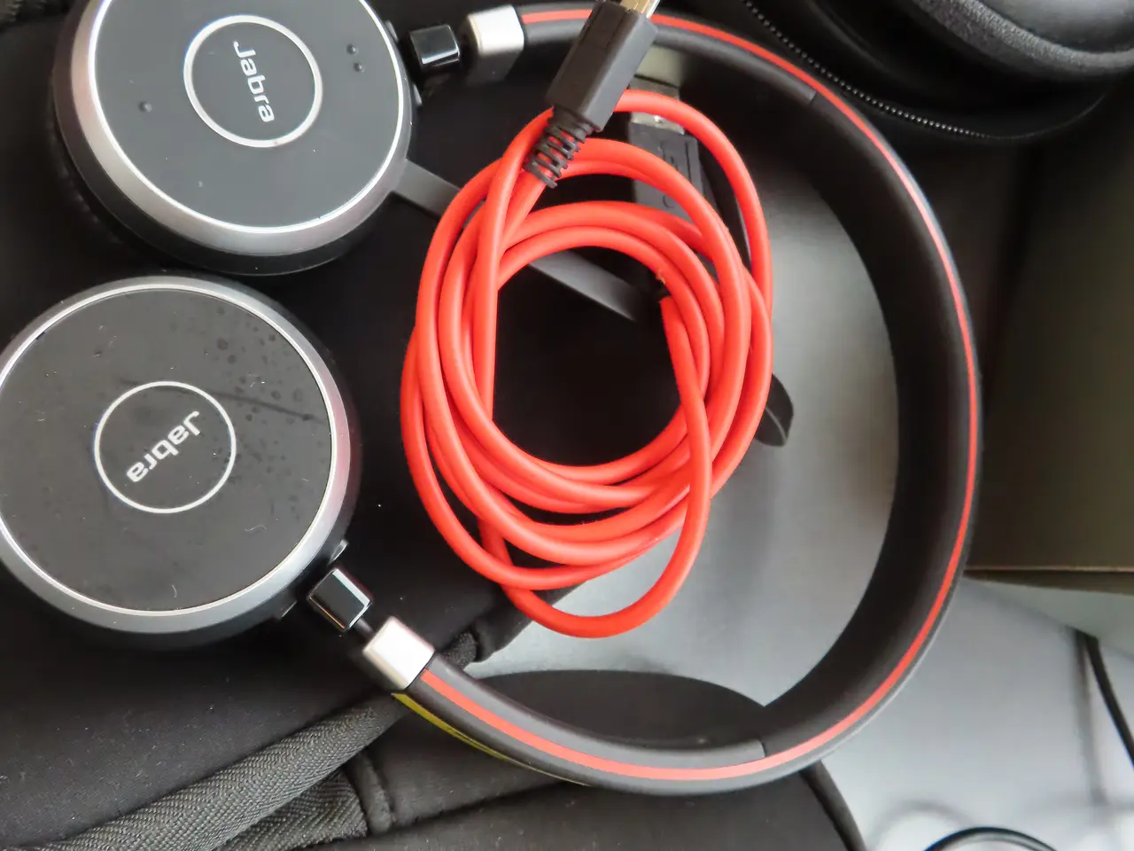 Billede 3 - 2 stk. Headset JABRA med ladestand (med dongle)