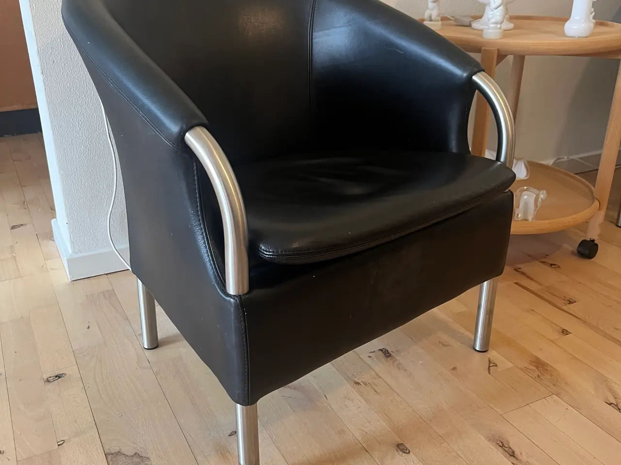 Billede 2 - sofa med 2 stole